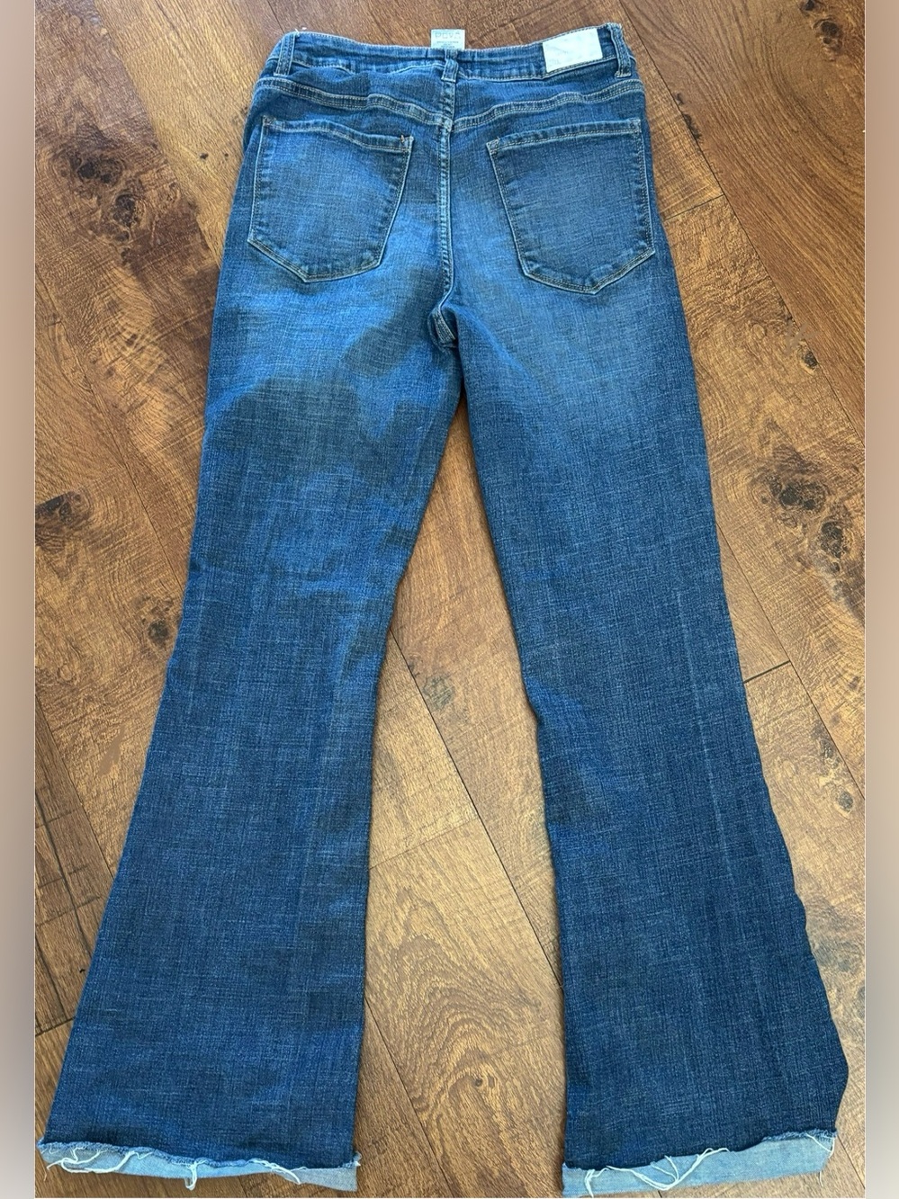 American rag off the rack boot cut women’s jeans Size 26/5 - Picture 6 of 9
